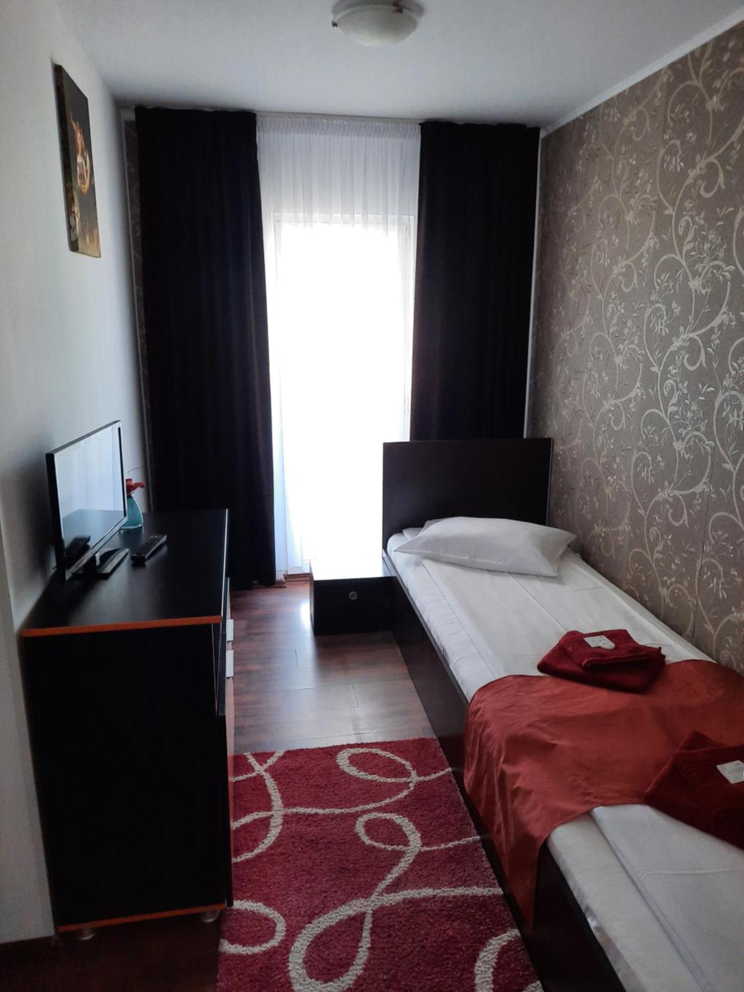 Pensiunea D&D Făgăraş Camera foto
